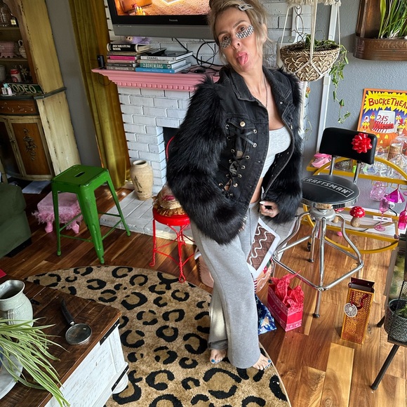 Black Denim Jacket with lace up Faux Fur Sleeves M - Picture 6 of 12